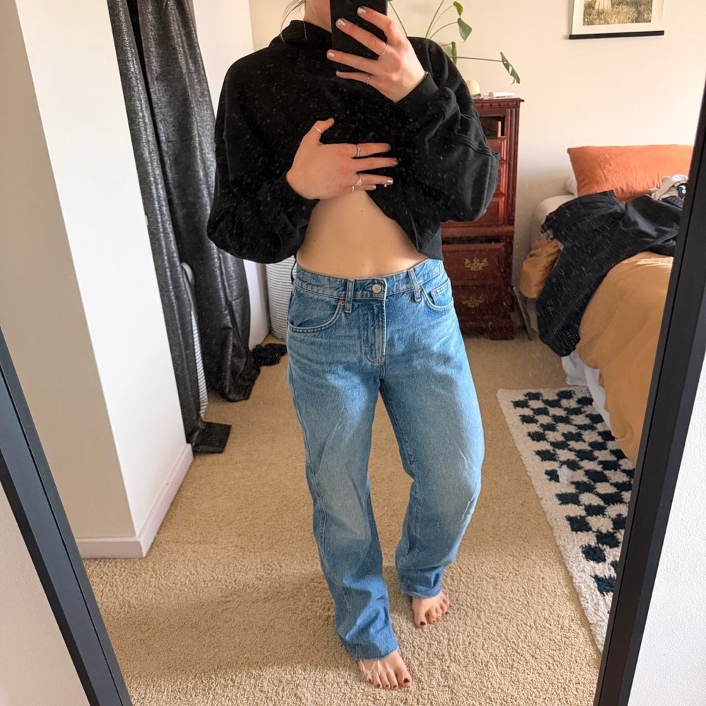Reformation Val 90s Mid Rise straight jeans in Colorado wash SIZE 25
